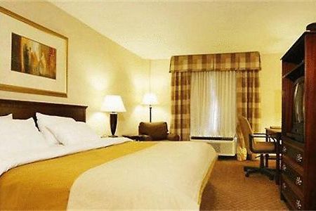 Holiday Inn Express Waterbury Zimmer foto